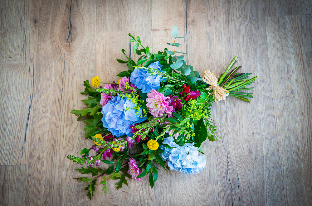 Hand-Tied Sheaf